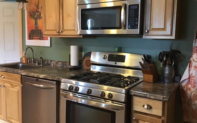 Apartment Kitchen